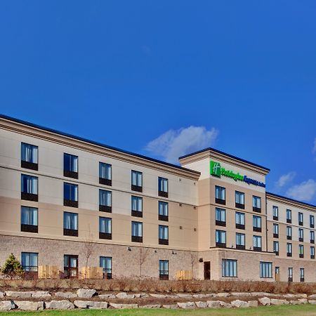 Holiday Inn Express Hotel & Suites Brockville By Ihg Экстерьер фото