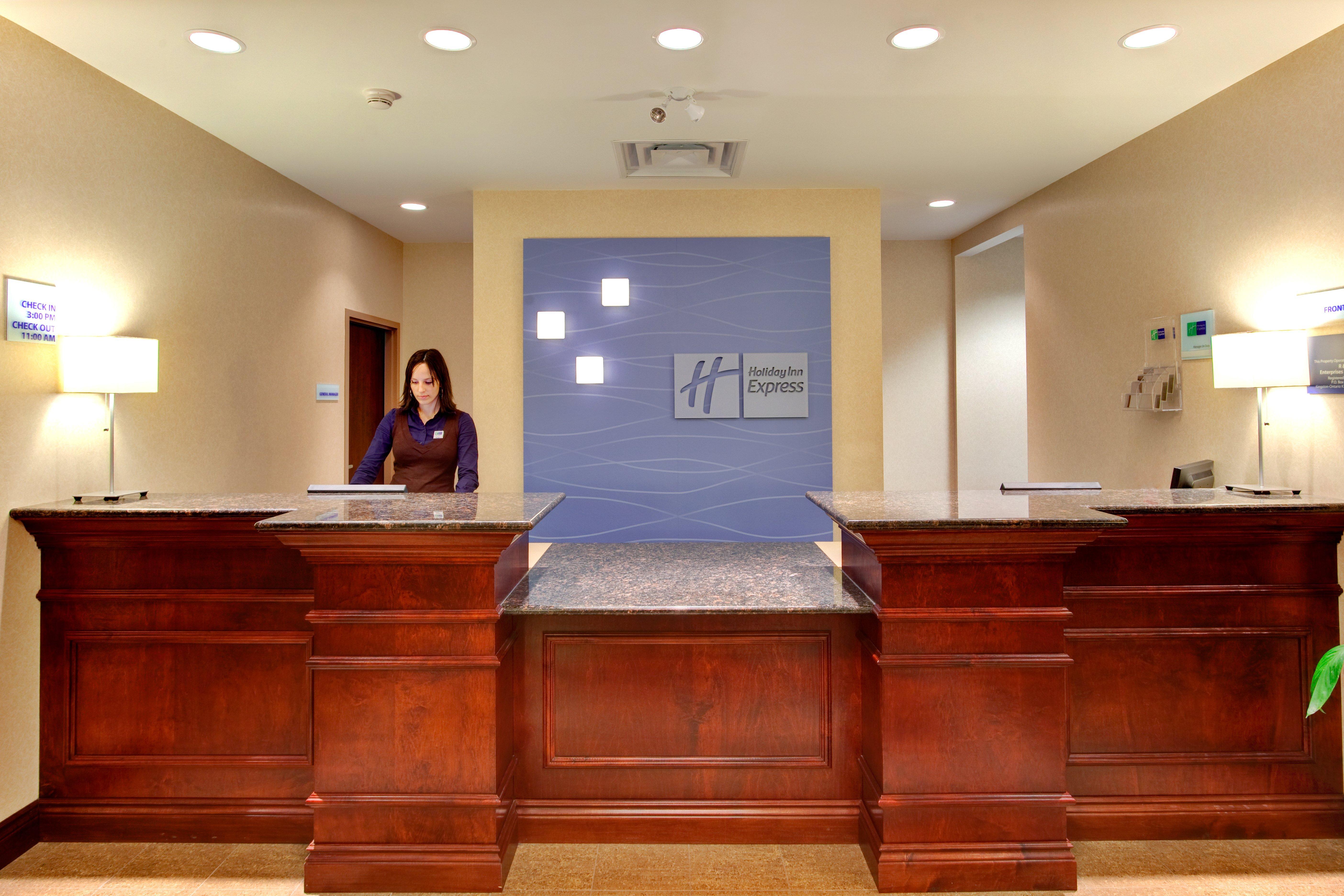 Holiday Inn Express Hotel & Suites Brockville By Ihg Интерьер фото
