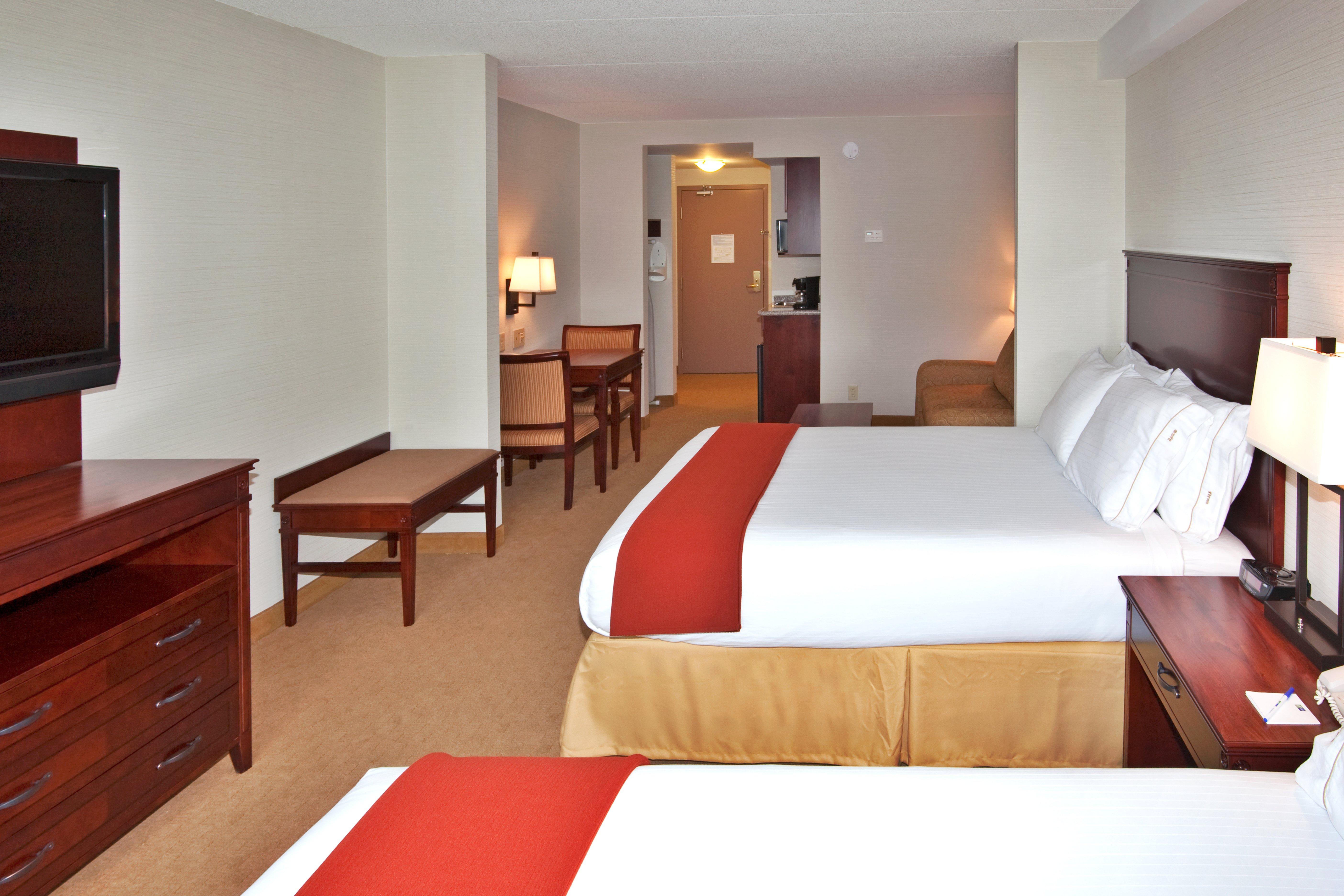 Holiday Inn Express Hotel & Suites Brockville By Ihg Номер фото