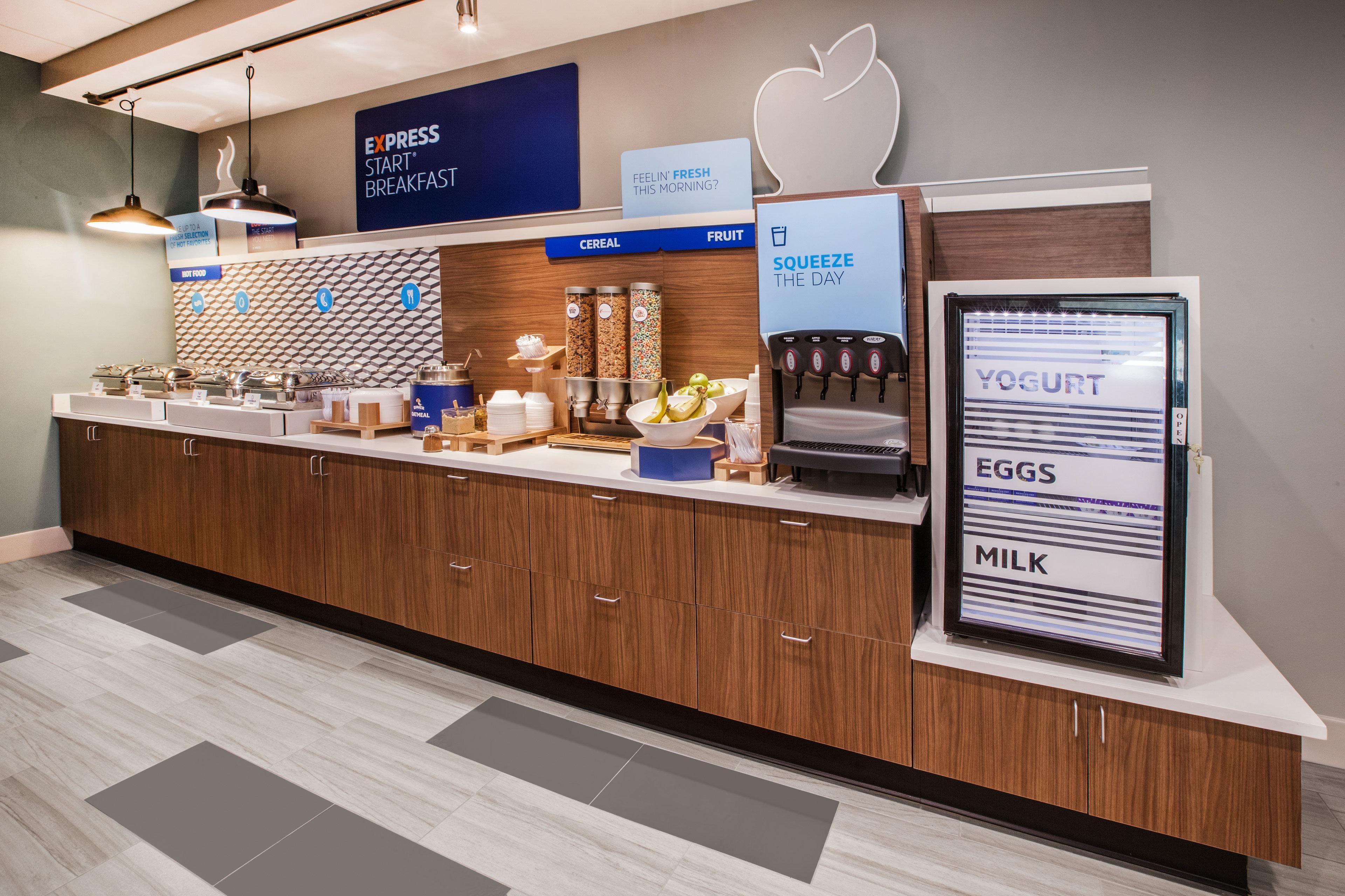 Holiday Inn Express Hotel & Suites Brockville By Ihg Экстерьер фото
