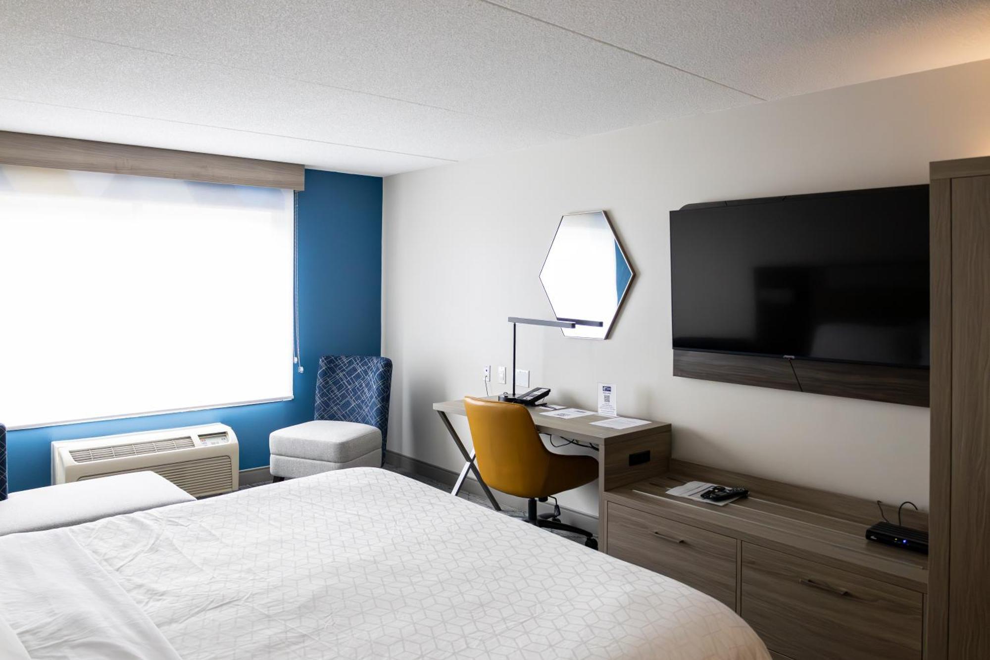 Holiday Inn Express Hotel & Suites Brockville By Ihg Экстерьер фото