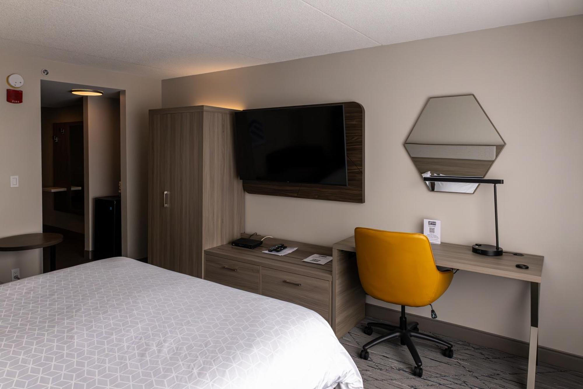 Holiday Inn Express Hotel & Suites Brockville By Ihg Экстерьер фото