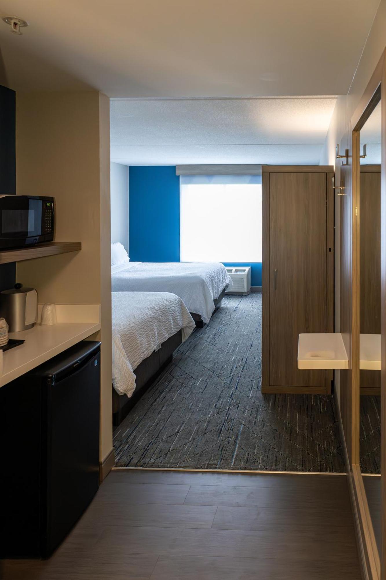 Holiday Inn Express Hotel & Suites Brockville By Ihg Экстерьер фото