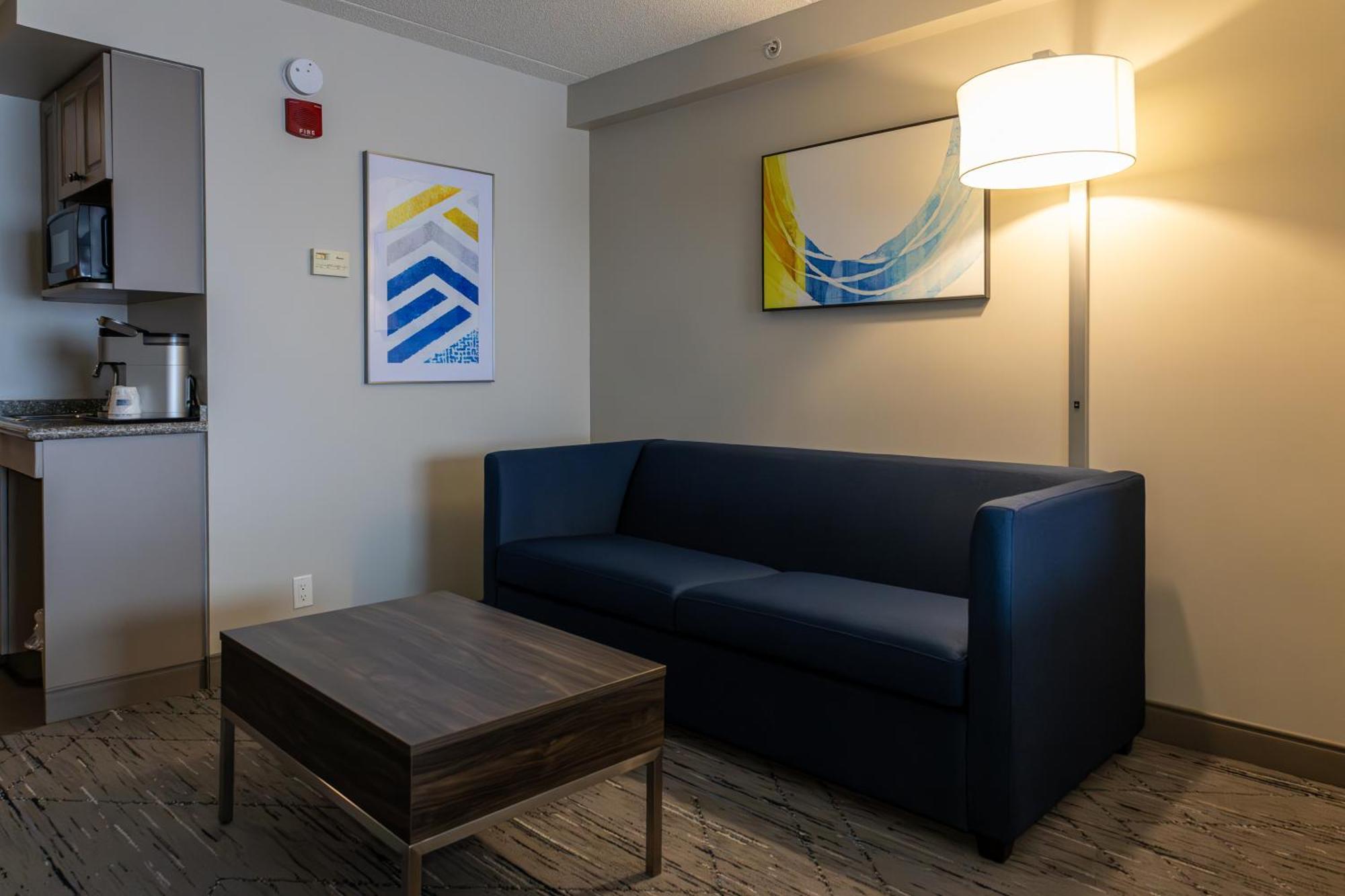 Holiday Inn Express Hotel & Suites Brockville By Ihg Экстерьер фото