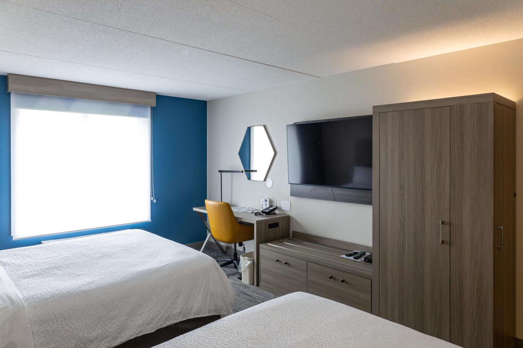 Holiday Inn Express Hotel & Suites Brockville By Ihg Экстерьер фото