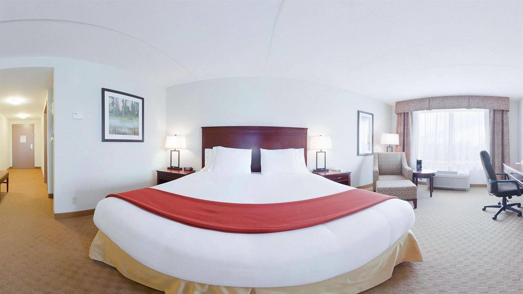 Holiday Inn Express Hotel & Suites Brockville By Ihg Экстерьер фото
